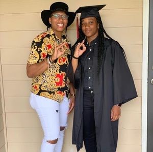 Meet your Posher, Ariel